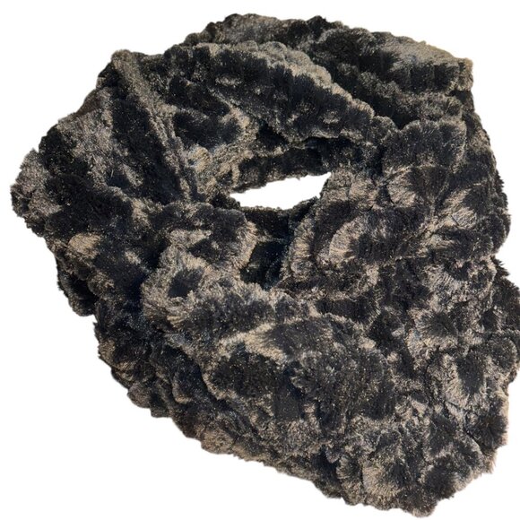 Fur black scarf Collection Eighteen NEW faux infinity scarf wrap - Picture 3 of 4